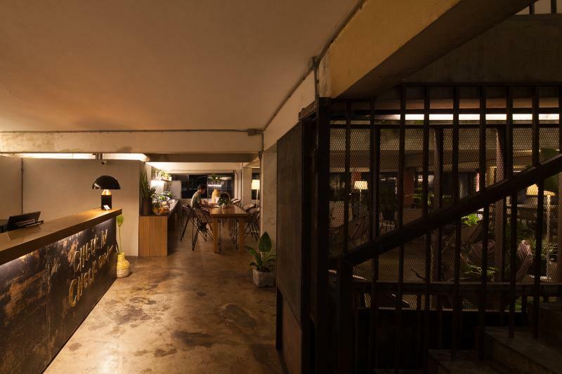 Thunder Bird Hostel Chiang Mai Exteriör bild